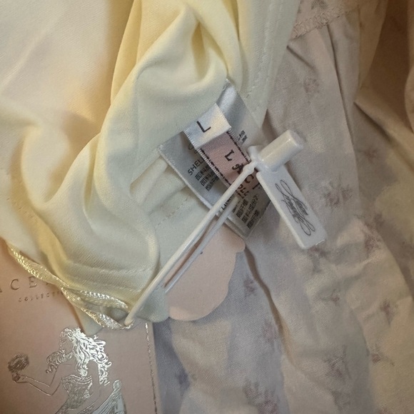 New Lacemade Red Apple Wreath cottagecore dress Sz Large - Picture 5 of 5